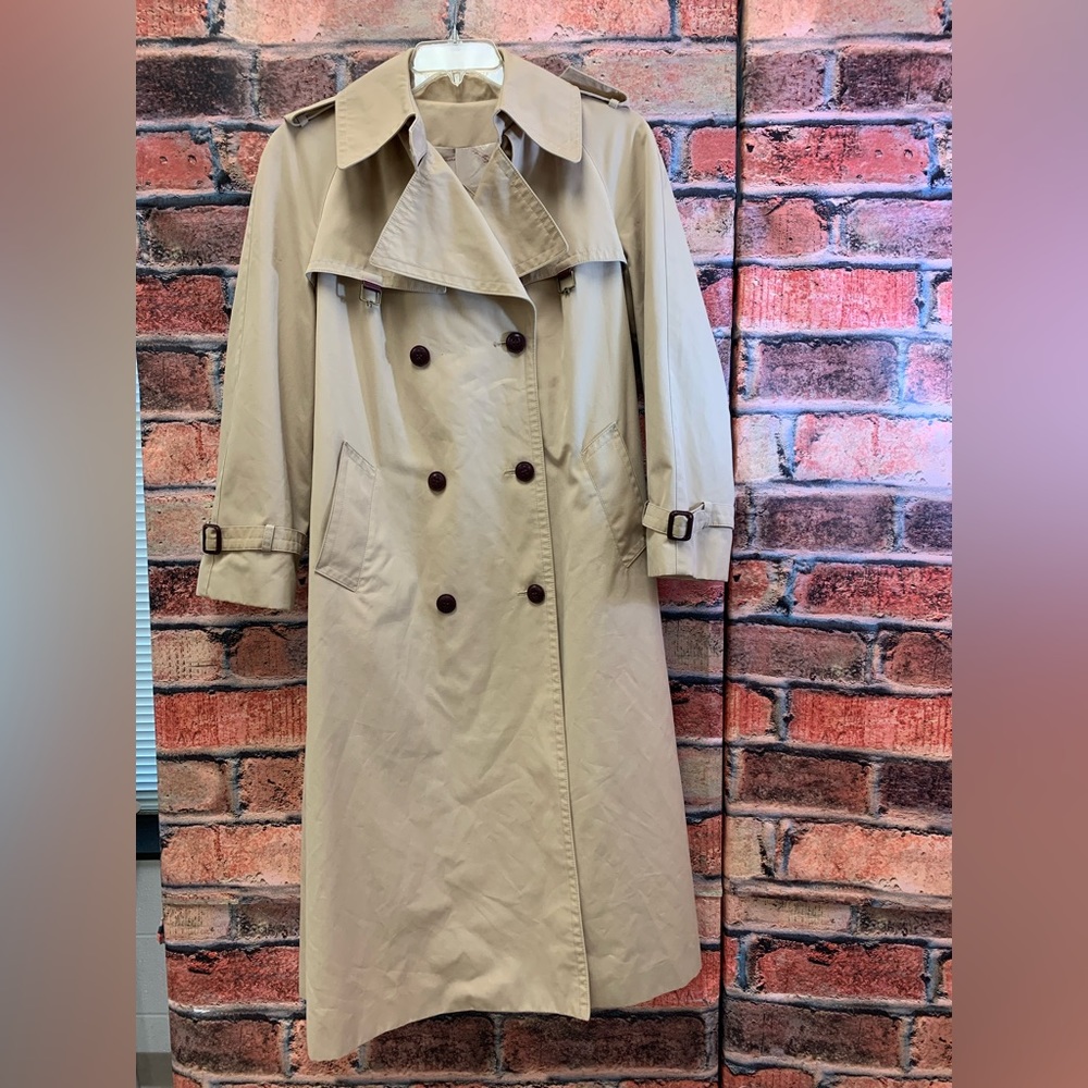 Vintage Etienne Aigner Trench Coat Ladies Size 12 with original belt!